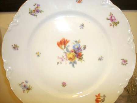 HUT357 Dinner Plate
