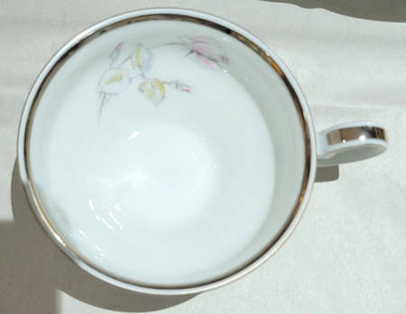 HUT440 Footed Cup