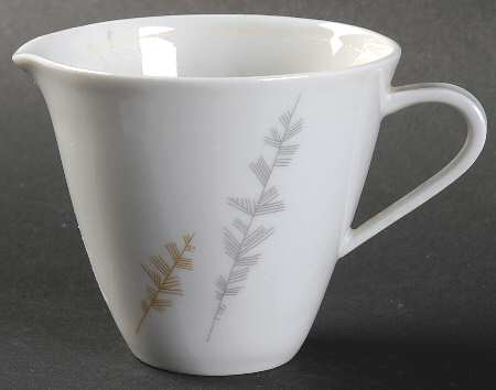 8895 (No Trim) Creamer