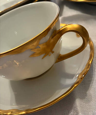 HUT540 Footed Cup & Saucer Set