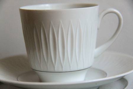 HUT547 Flat Cup & Saucer Set
