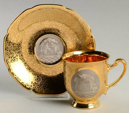HUT558 Footed Demitasse Cup & Saucer Set