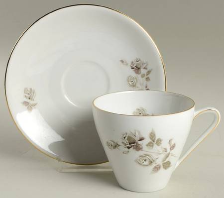 HUT574 Flat Cup & Saucer Set