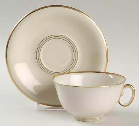 12266 Flat Cup & Saucer Set
