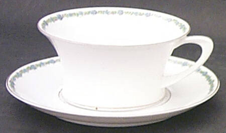 HUT98 Oversized Cup & Saucer Set