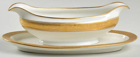 HUT99 Gravy Boat with Attached Underplate
