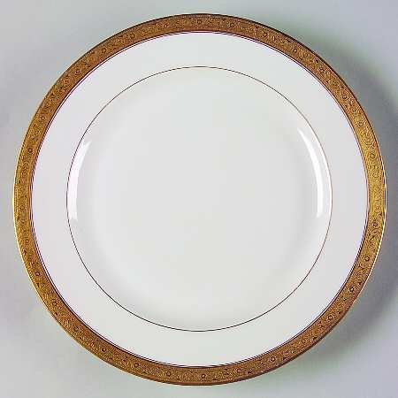 HUT99 Dinner Plate