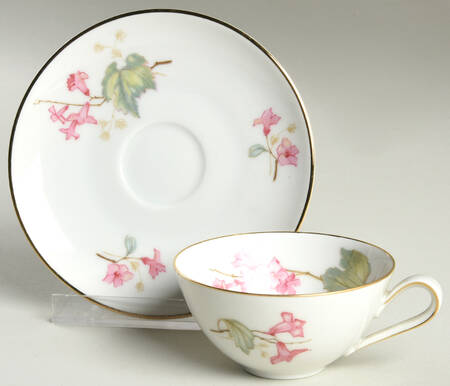 The Idlewild Flat Demitasse Cup & Saucer Set