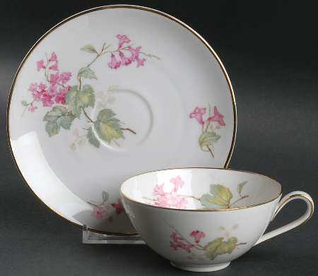 The Idlewild Flat Cup & Saucer Set