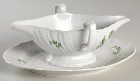 Innsbruck Gravy Boat with Attached Underplate