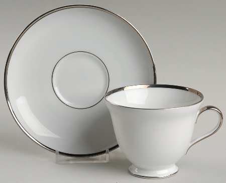 Intermezzo Footed Cup & Saucer Set