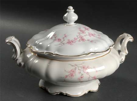 Japanese Blossom Round Covered Vegetable