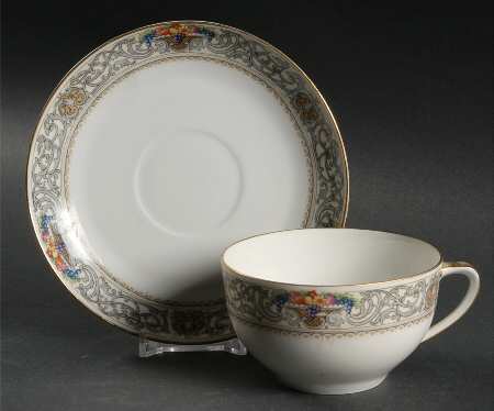 Jaffrey Oversized Cup & Saucer Set