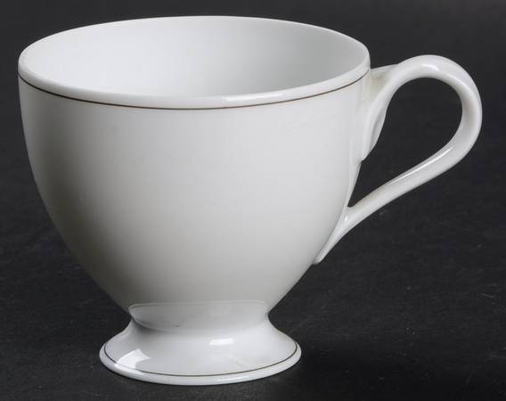 Jeunesse Footed Demitasse Cup & Saucer Set