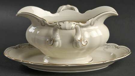 Lorelei Loreley (Gold, Cream) Gravy Boat with Attached Underplate