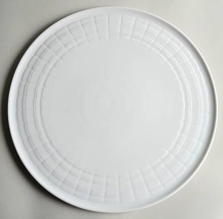 Lucina 12" Chop Plate (Round Platter)