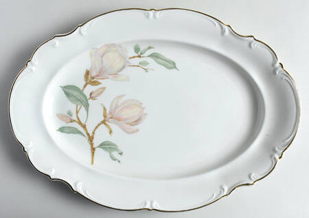 Magnolia (7948, Sylvia, White) 15" Oval Serving Platter