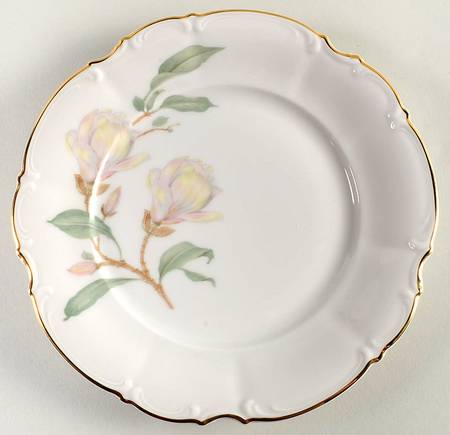 Magnolia (7948, Sylvia, White) Luncheon Plate