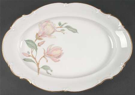 Magnolia (7948, Sylvia, White) 14" Oval Serving Platter