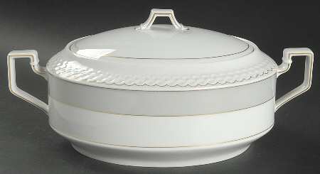 Marie Helene Oval Covered Vegetable