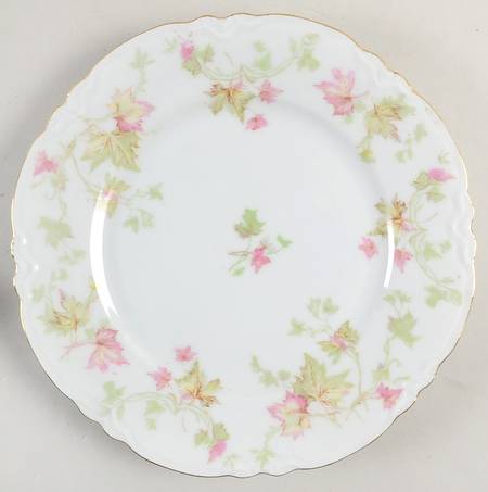 Maple Leaf (Scalloped) Salad Plate