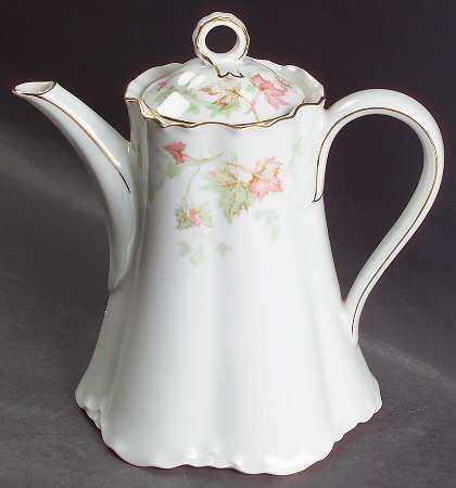 Maple Leaf (Scalloped) Small Coffee Pot & Lid