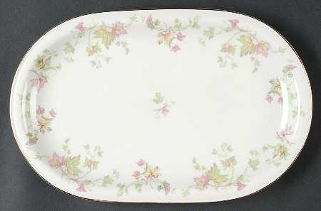 Maple Leaf (Smooth) 12" Oval Serving Platter