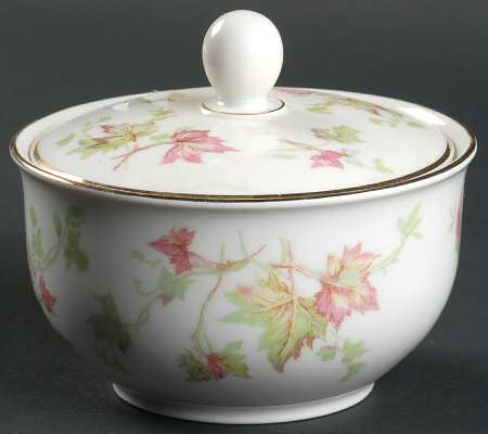 Maple Leaf (Smooth) Sugar Bowl & Lid