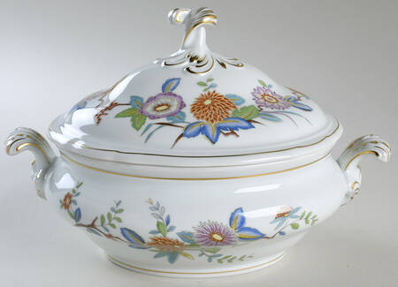 Mandalay Oval Covered Vegetable