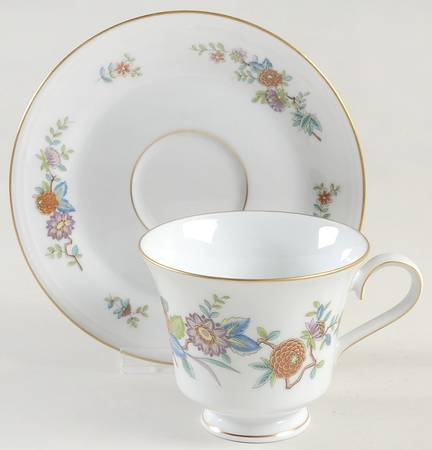 Mandarin Footed Cup & Saucer Set