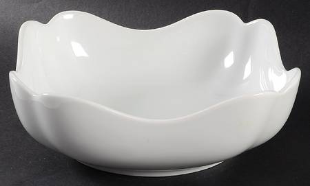 Maria Theresia 7" Square Vegetable Bowl
