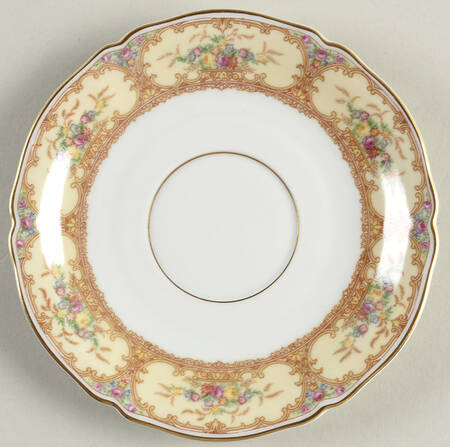 The Meadowbrook Saucer for Footed Cup