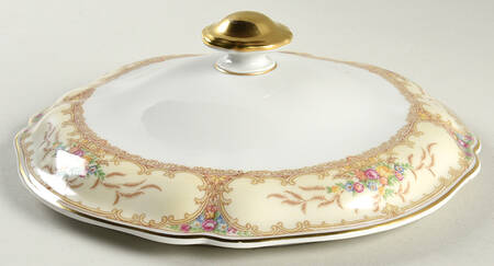 The Meadowbrook Lid for Round Vegetable