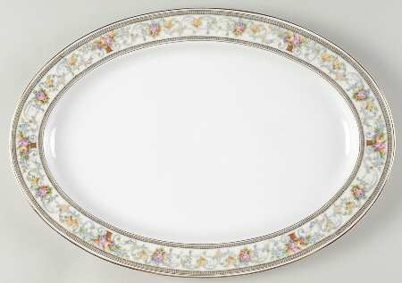 The Meriden 14" Oval Serving Platter