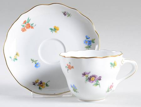 Mirabell Flat Cup & Saucer Set