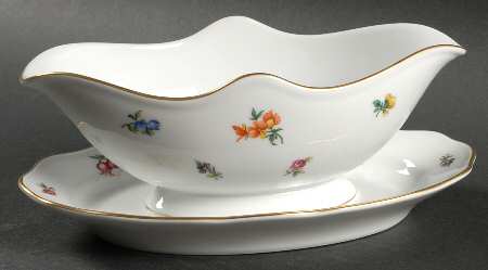 Mirabell Gravy Boat with Attached Underplate
