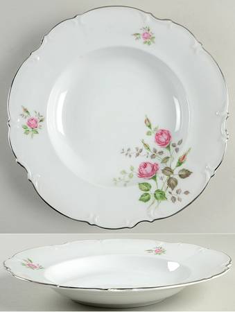 Moss Rose Large Rim Soup Bowl