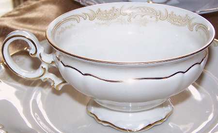 Munich Footed Cup
