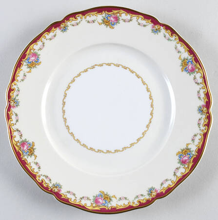The Nanton White with Goldscroll Luncheon Plate