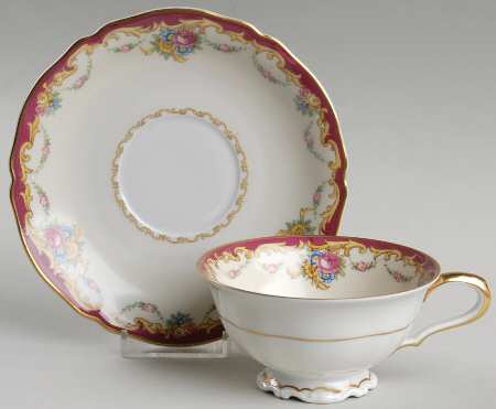 The Nanton White with Goldscroll Footed Cup & Saucer Set
