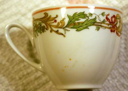 Noel (Rim Shape) Flat Cup
