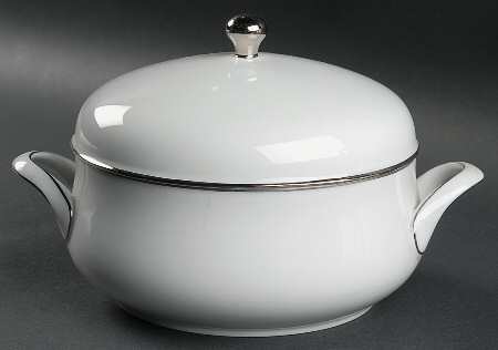 Olivia Platinum Round Covered Vegetable