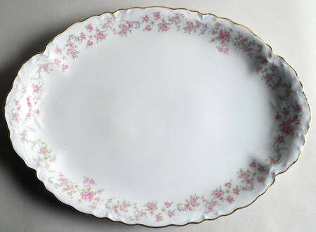 Richelieu 16" Oval Serving Platter