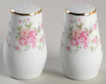Richelieu Salt & Pepper Set