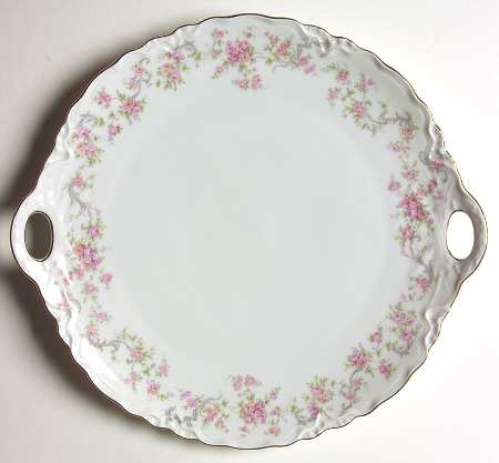 Richelieu Handled Cake Plate