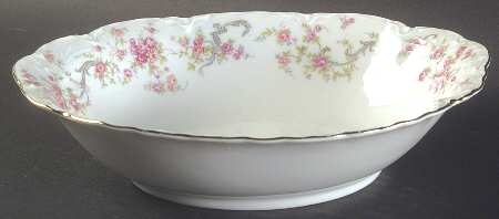 Richelieu 9" Oval Vegetable Bowl