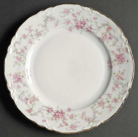 Richelieu Luncheon Plate