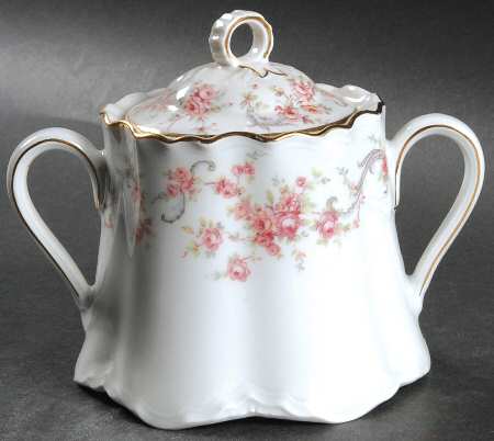 Richelieu Sugar Bowl & Lid