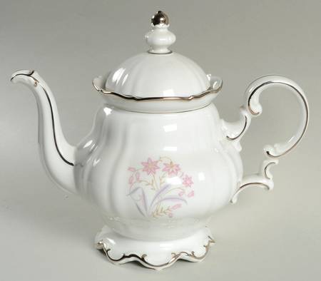 The Rondo Coffee Pot & Lid