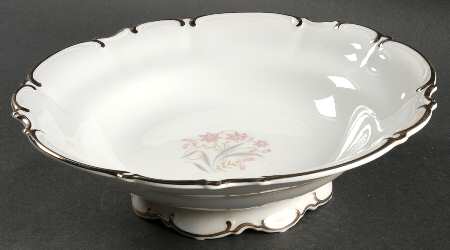 The Rondo 10" Round Vegetable Bowl